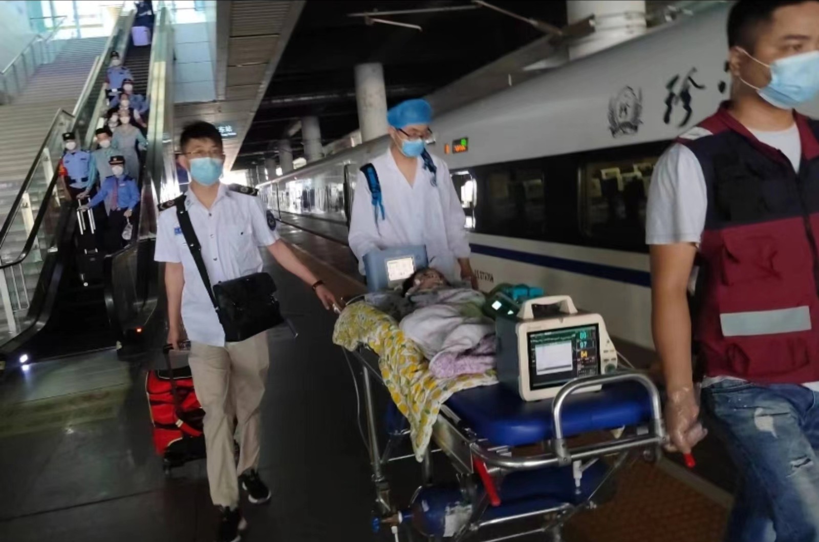 商河县高铁转运公司